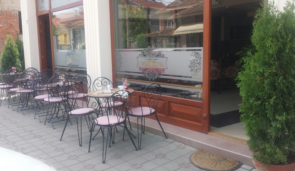 Garni Hotel Tema Nova Čačak Eksteriør billede